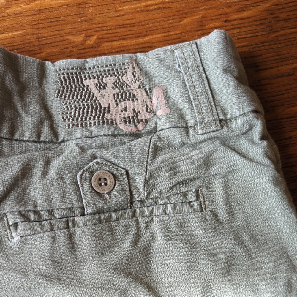 Volcom Shorts - Picture 7 of 10